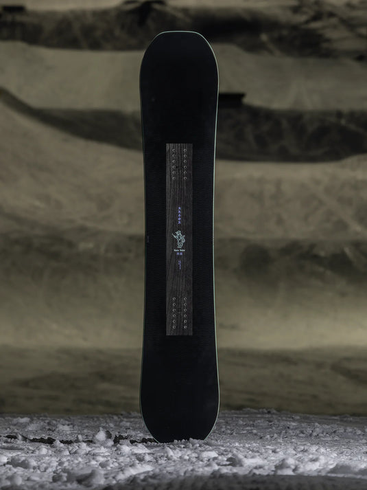 Arbor Women's Kuro Neko Snowboard 2026