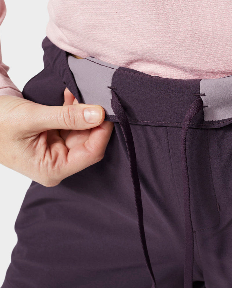 Load image into Gallery viewer, Stio Women's Vallis 4" Short
