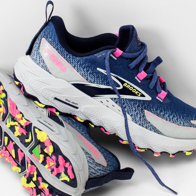 Load image into Gallery viewer, Brooks Women's Cascadia 18