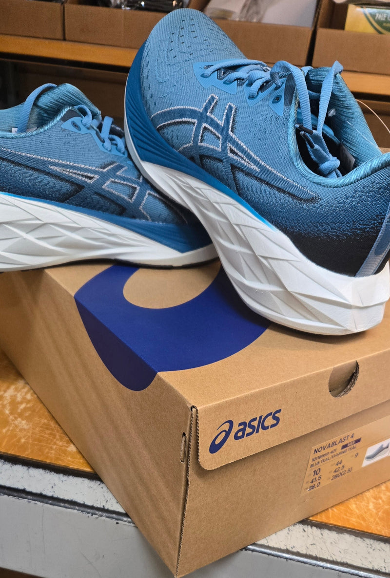 Load image into Gallery viewer, Asics Men's Novablast 4