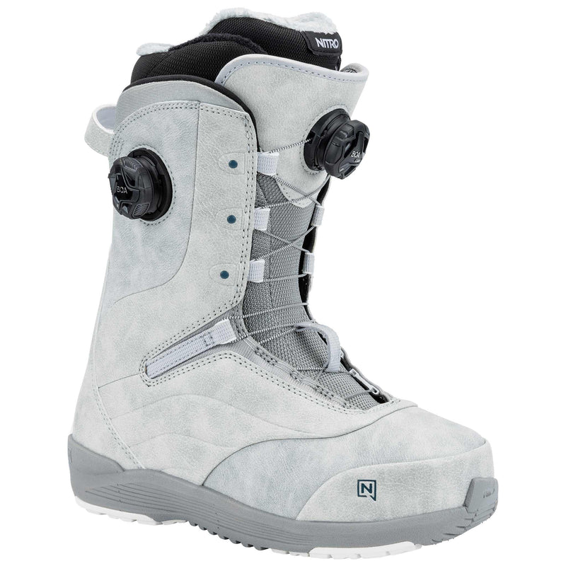 Load image into Gallery viewer, Nitro Women's Crown BOA Snowboard Boot 2025