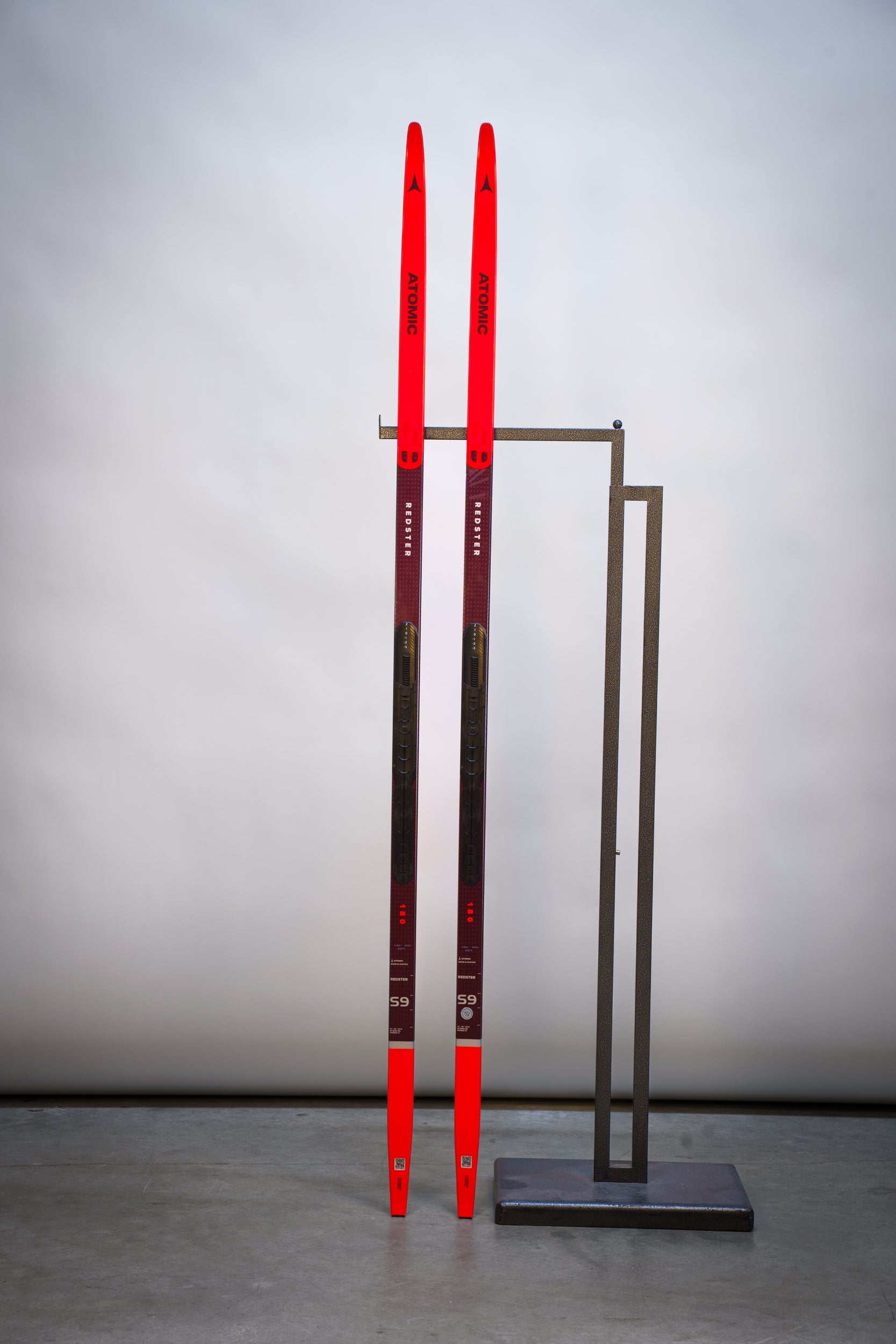 Atomic Redster S9 Skate Ski + Prolink Shift Binding – Gear West