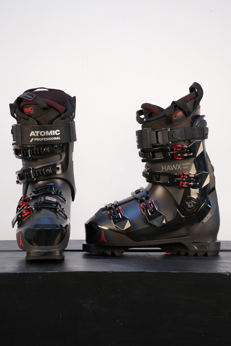 Load image into Gallery viewer, Atomic Hawx Magna 130 S Ski Boot 2027