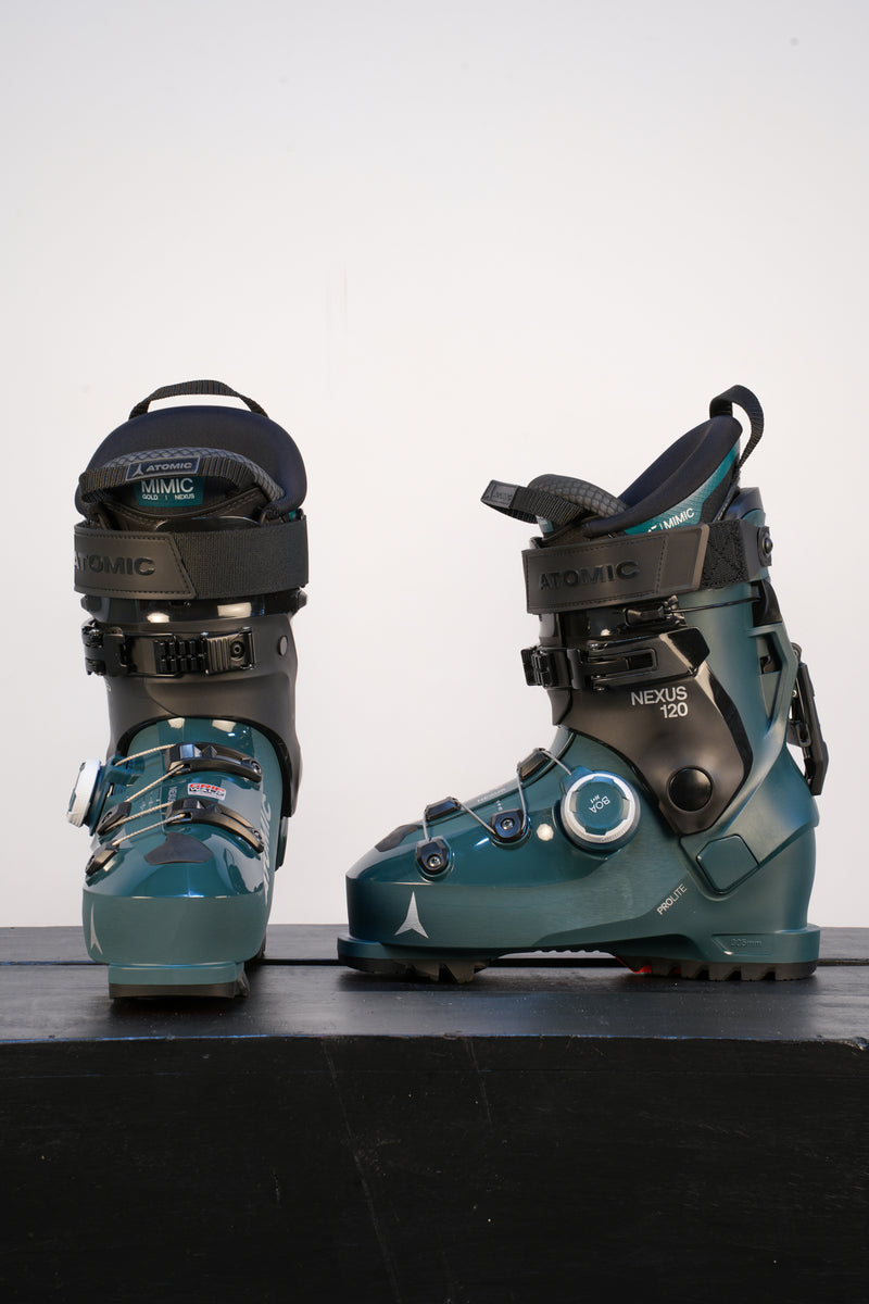 Load image into Gallery viewer, Atomic Nexus 120 BOA Ski Boot 2027