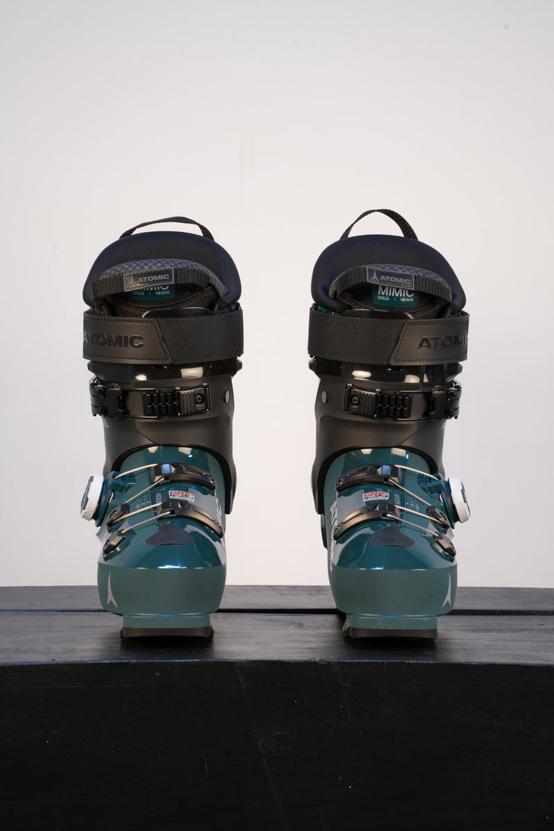 Load image into Gallery viewer, Atomic Nexus 120 BOA Ski Boot 2027