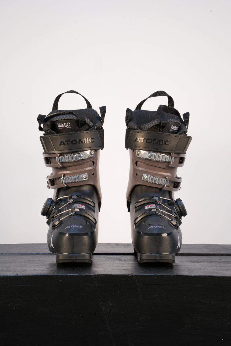 Load image into Gallery viewer, Atomic Women's Hawx Prime 105 S BOA Ski Boot 2027