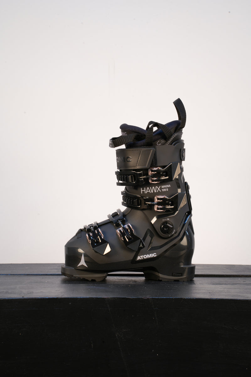 Load image into Gallery viewer, Atomic Women's Hawx Magna 105 S Ski Boot 2027