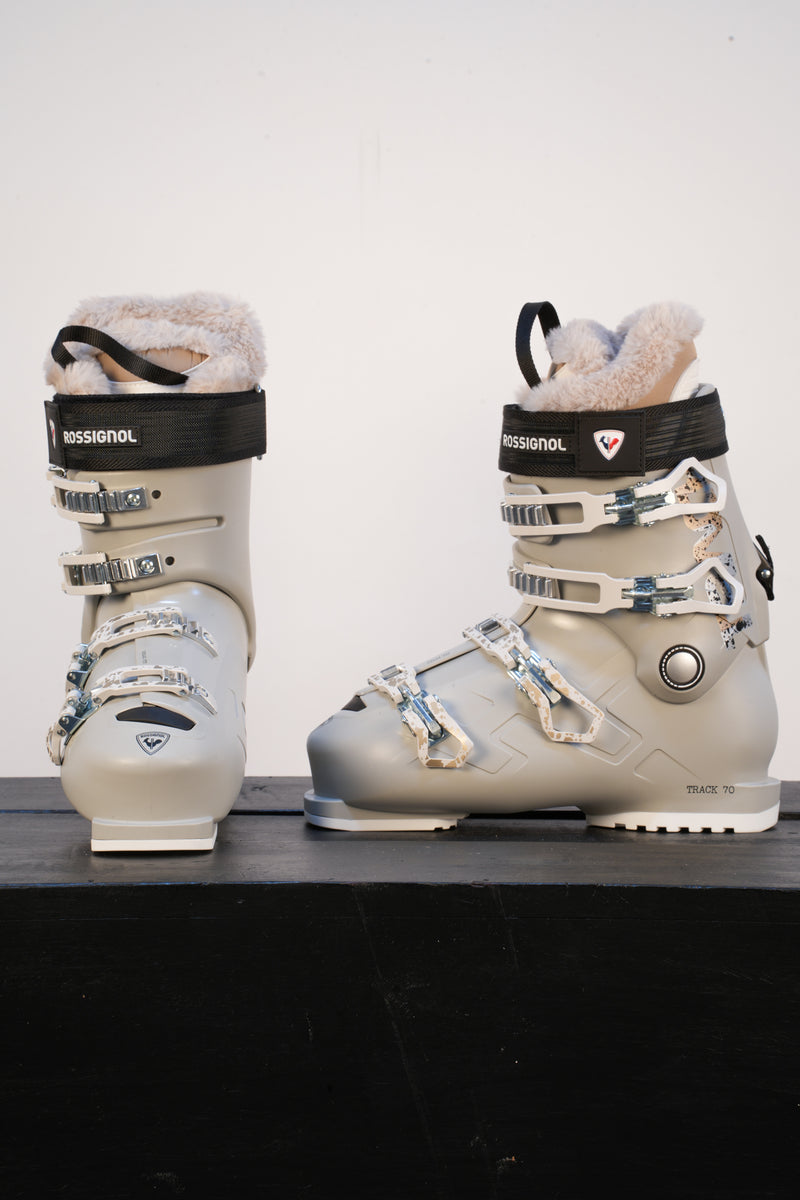 Load image into Gallery viewer, Rossignol Women's Track 70 Ski Boot 2027