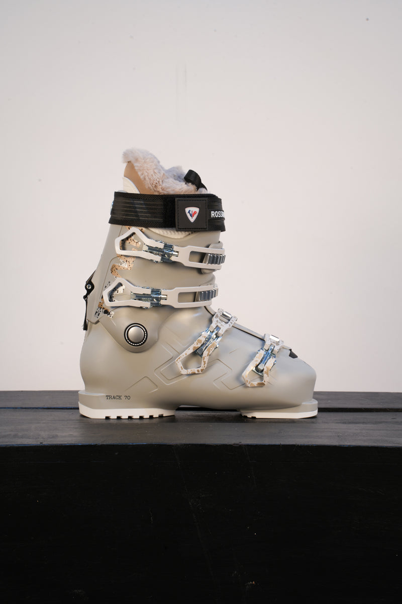 Load image into Gallery viewer, Rossignol Women's Track 70 Ski Boot 2027