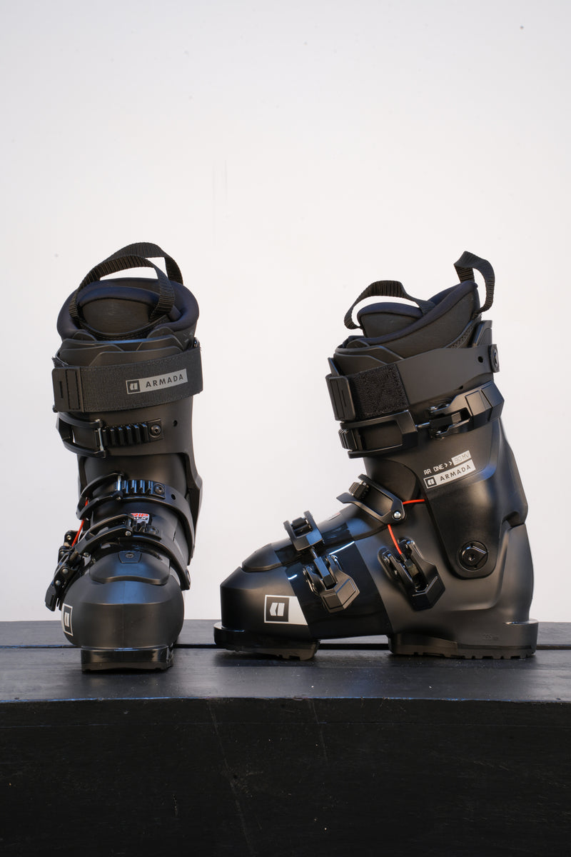 Load image into Gallery viewer, Armada AR One 90 MV Ski Boot 2027