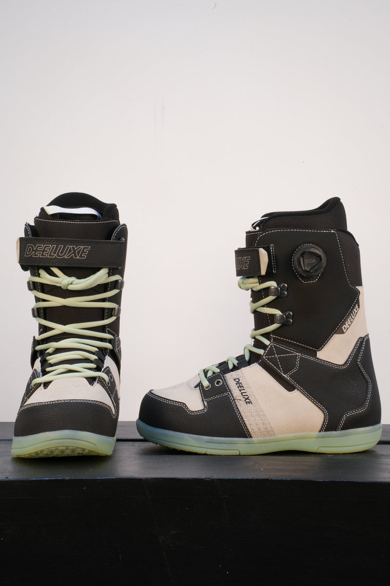 Load image into Gallery viewer, Deeluxe DNA Snowboard Boot 2026