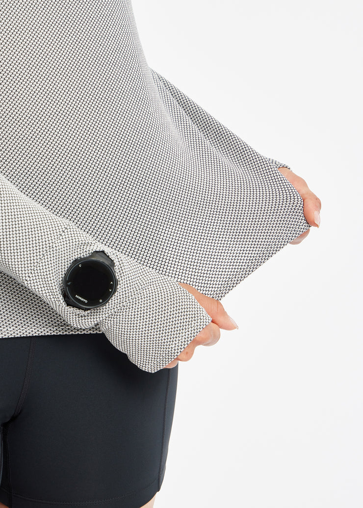 Load image into Gallery viewer, Oiselle W Flyout LS