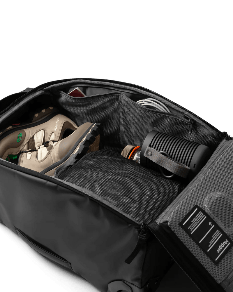 Load image into Gallery viewer, Db Bags Hugger Roller Bag Carry-On 40L