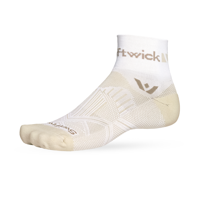 Load image into Gallery viewer, Swiftwick Aspire Quarter Crew