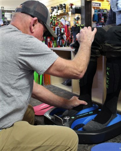 We are at your service with more than 50 years of boot fitting experience...