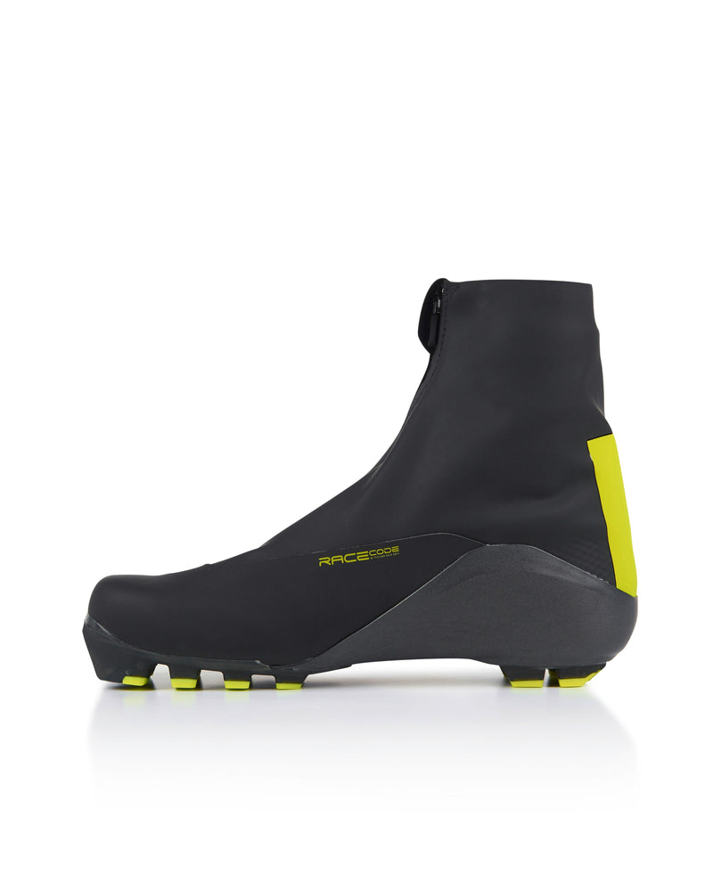 Load image into Gallery viewer, Fischer Carbonlite Classic Boot - Gear West