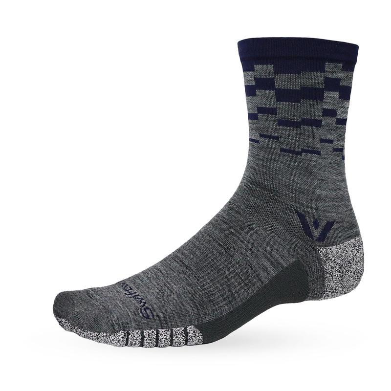Load image into Gallery viewer, Swiftwick Flite XT Trail Mid-Crew