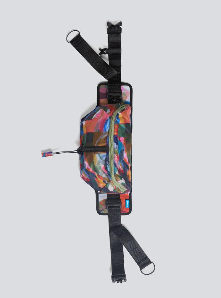 Load image into Gallery viewer, Janji Multipass Sling Bag - Gear West