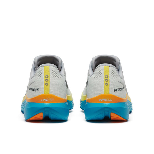 Saucony Women's Kinvara 15 Running Shoe