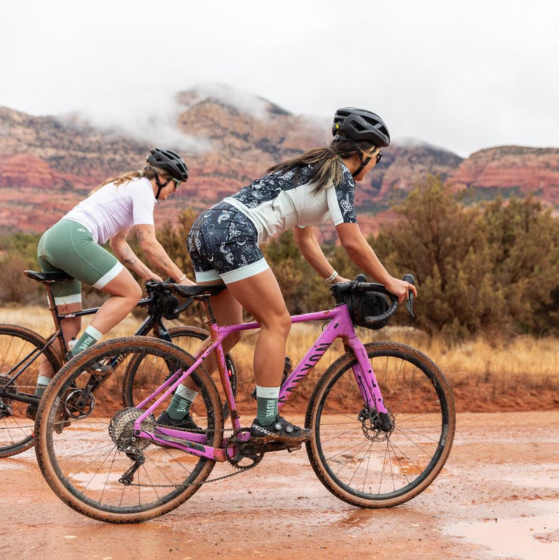 Load image into Gallery viewer, Wild Rye Women's Eleanor Chammy - Gear West