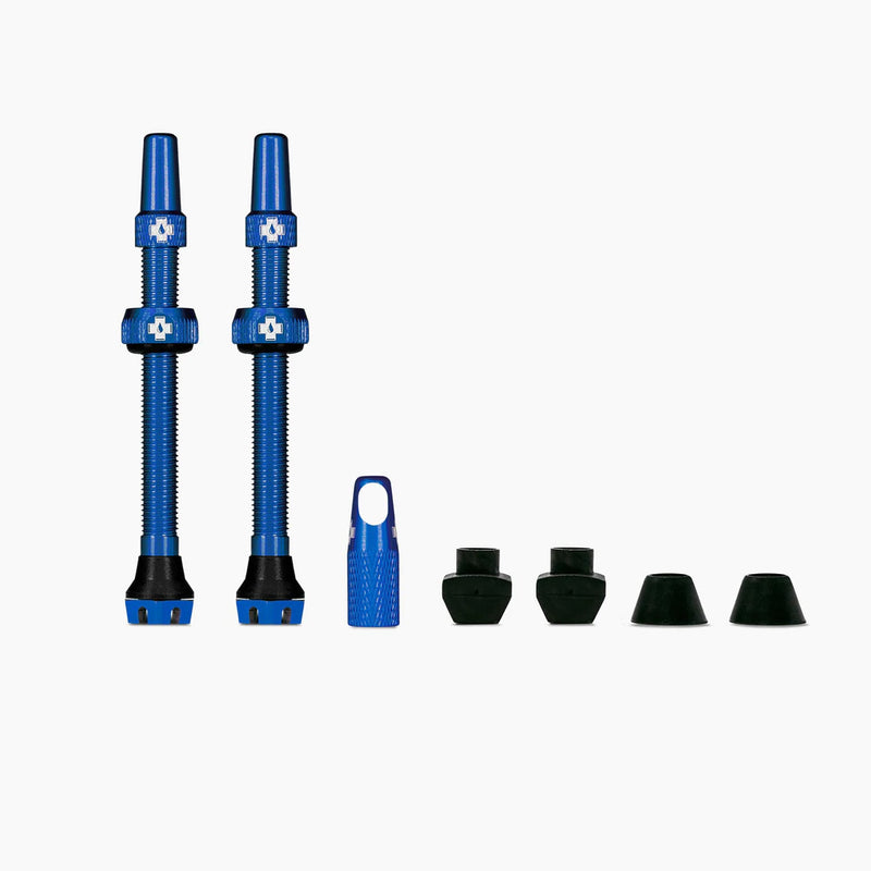Load image into Gallery viewer, Muck Off V2 Tubeless valve Kit - Gear West