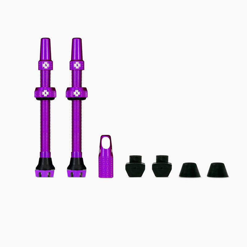 Load image into Gallery viewer, Muck Off V2 Tubeless valve Kit - Gear West