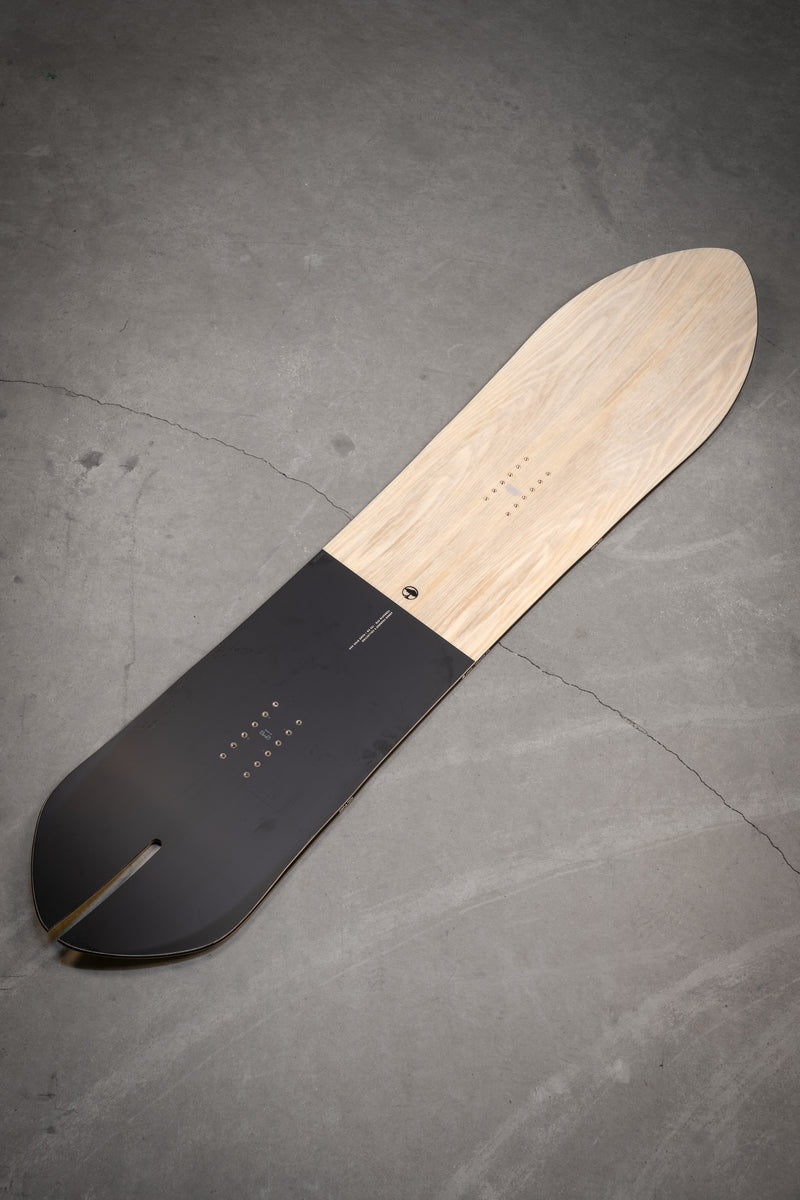 Load image into Gallery viewer, Arbor W26 Terrapin PFD Snowboard 152
