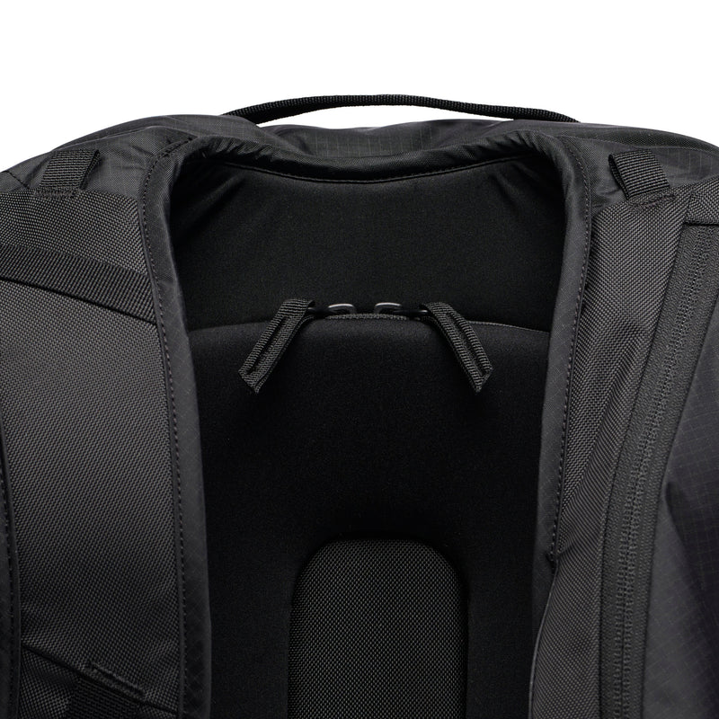 Load image into Gallery viewer, Black Diamond Dawn Patrol 25 Backpack
