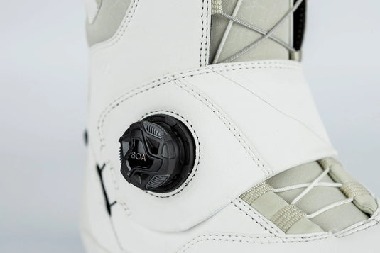 Nitro Women's Cave Step On TLS Snowboard Boot 2025