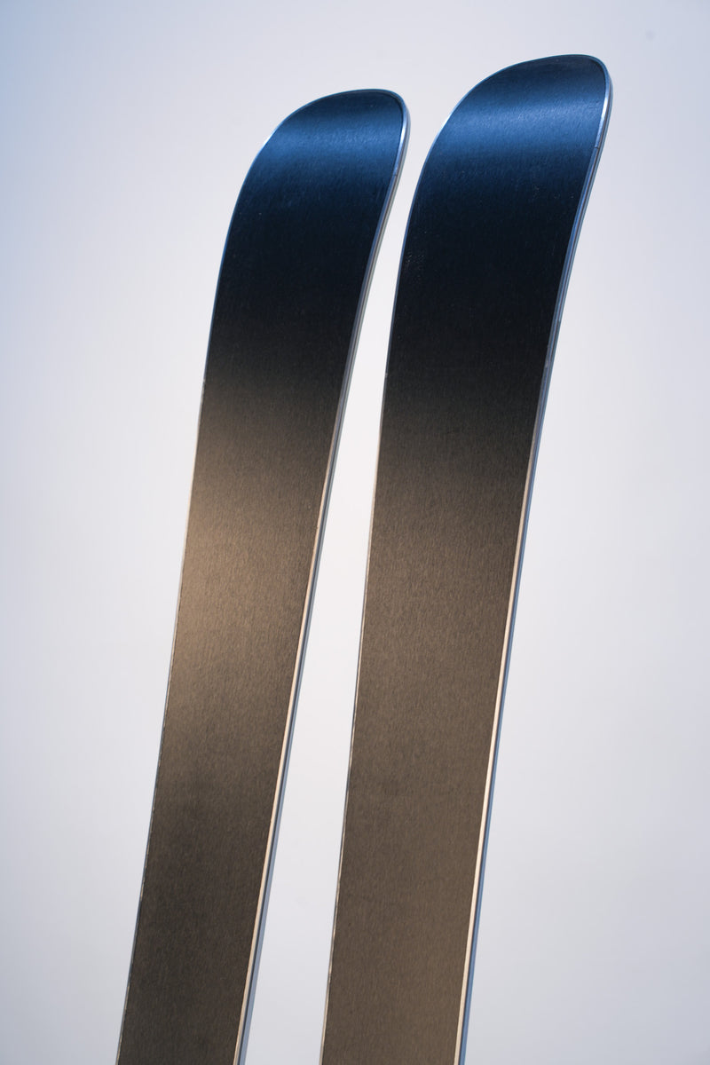 Load image into Gallery viewer, Black Crows Women's Captis Birdie Ski w/ Salomon E M10 GW Binding 2027
