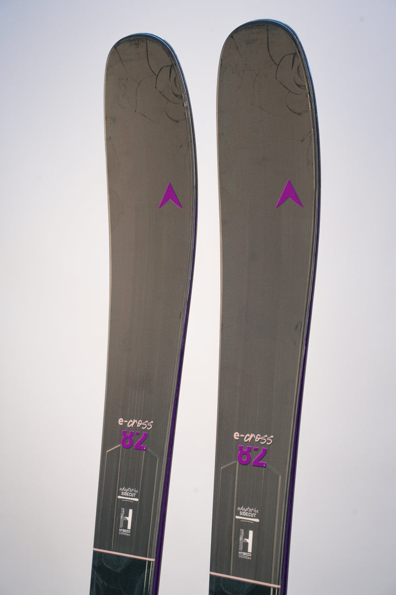 Load image into Gallery viewer, Dynastar Women's E-Cross 82 Open Ski 2025
