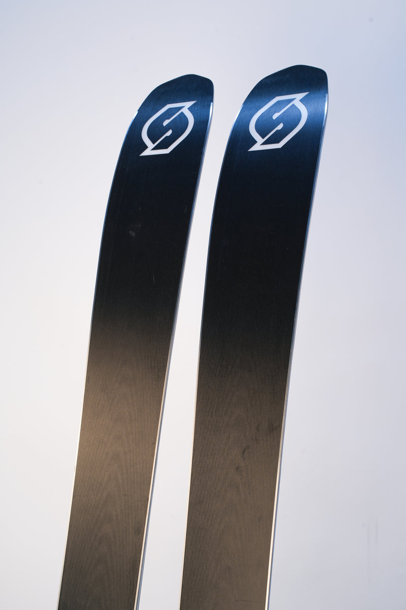 Load image into Gallery viewer, Stereo Wolf MK 4 Ski
