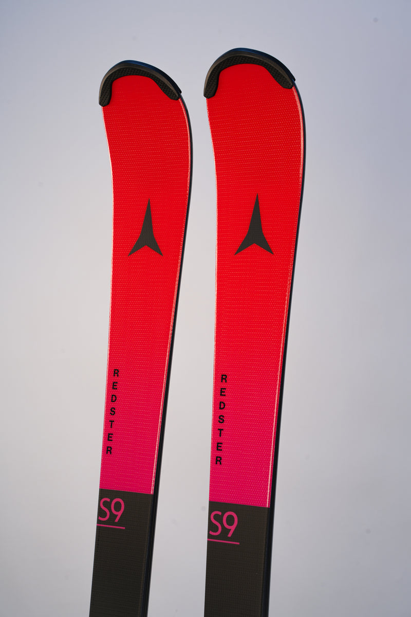 Load image into Gallery viewer, Atomic NYI Redster S9 FIS J-RP Race Ski 2027
