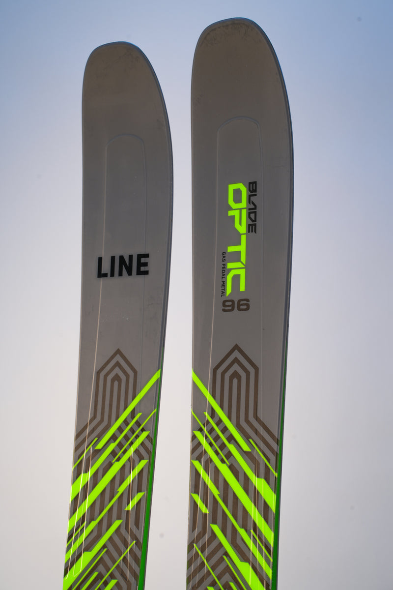 Load image into Gallery viewer, Line Blade Optic 96 Ski 2023

