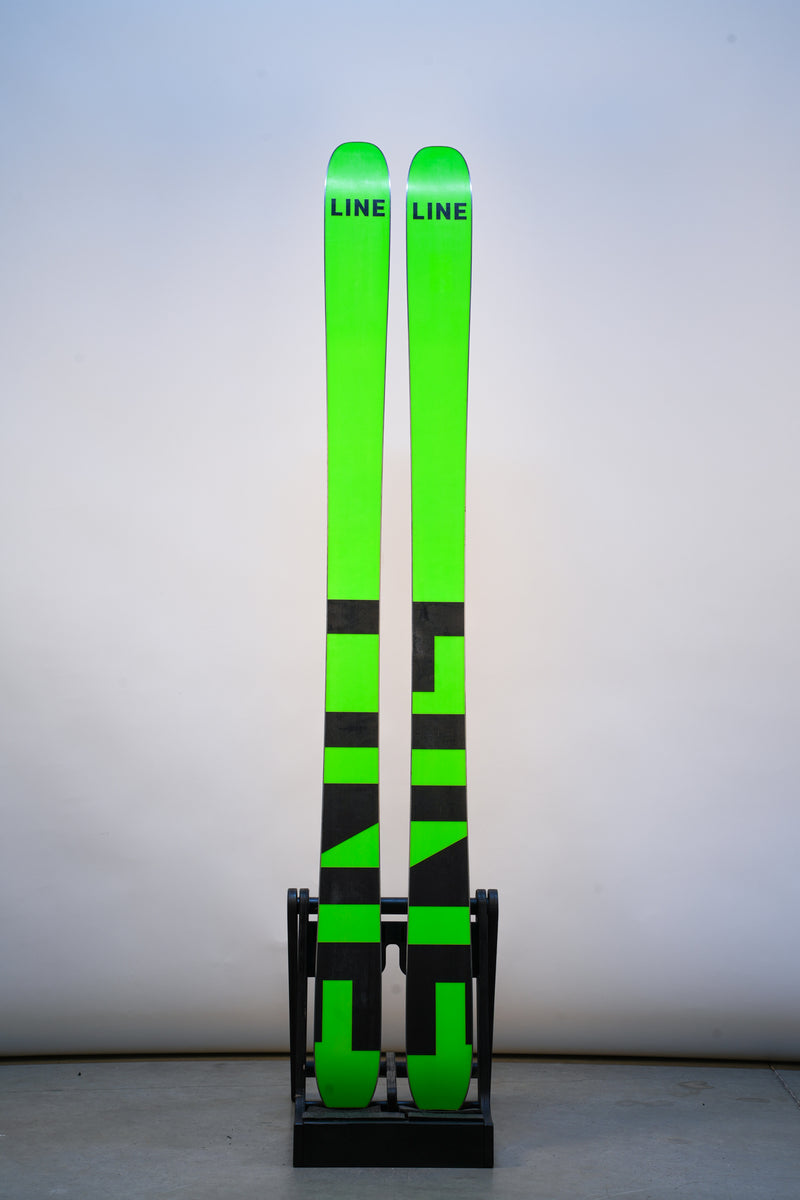 Load image into Gallery viewer, Line Blade Optic 104 Ski 2023
