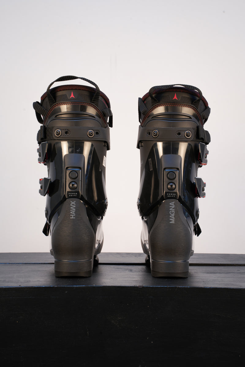 Load image into Gallery viewer, Atomic Hawx Magna 130 S Ski Boot 2027
