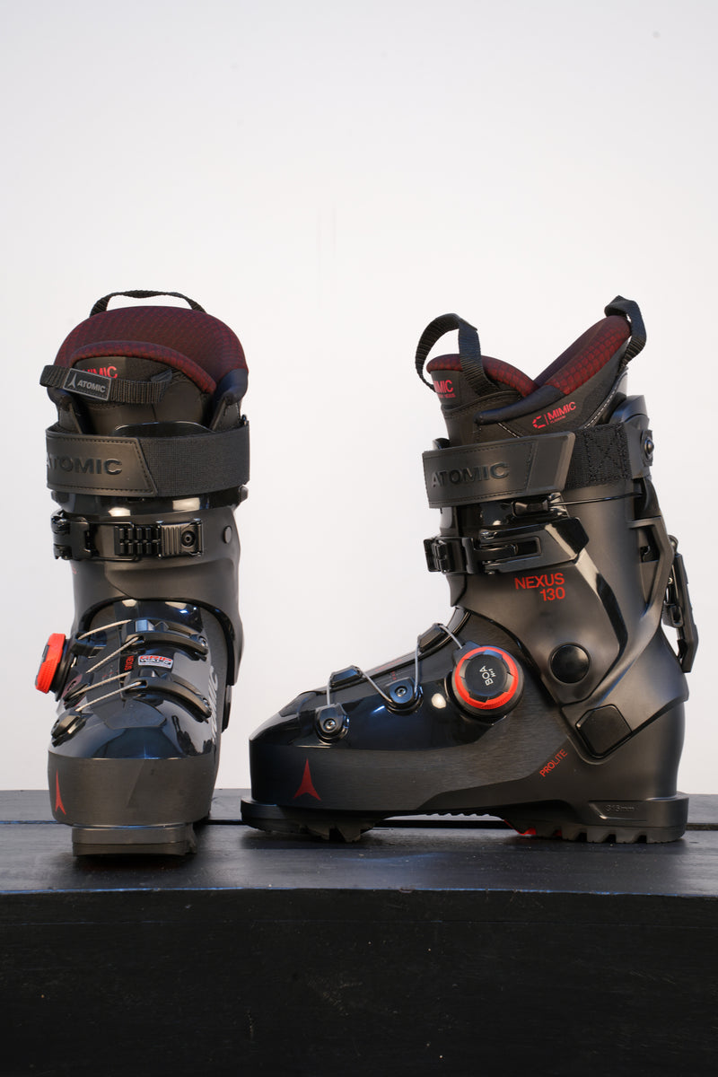 Load image into Gallery viewer, Atomic Nexus 130 BOA Ski Boot 2027
