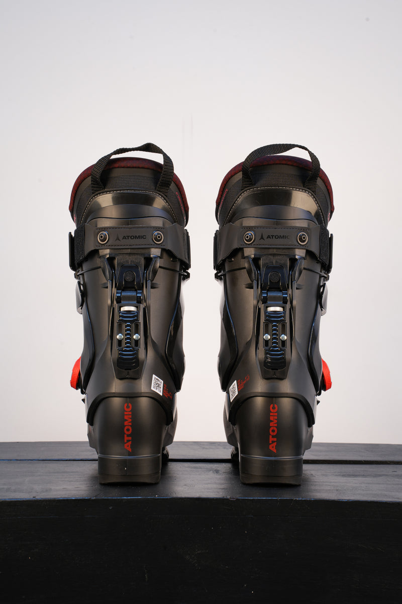 Load image into Gallery viewer, Atomic Nexus 130 BOA Ski Boot 2027
