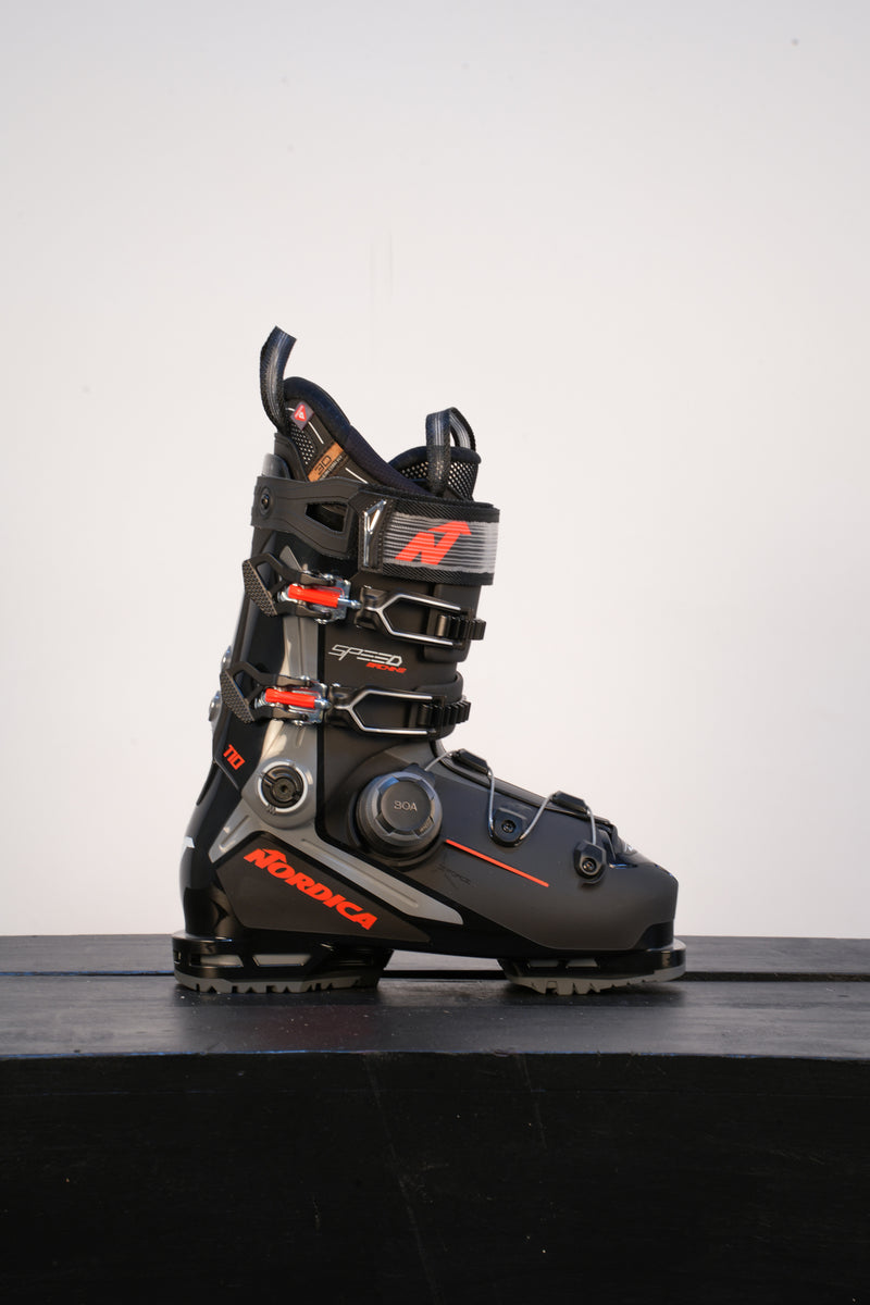 Load image into Gallery viewer, Nordica Speedmachine 3 BOA 110 Ski Boot 2027

