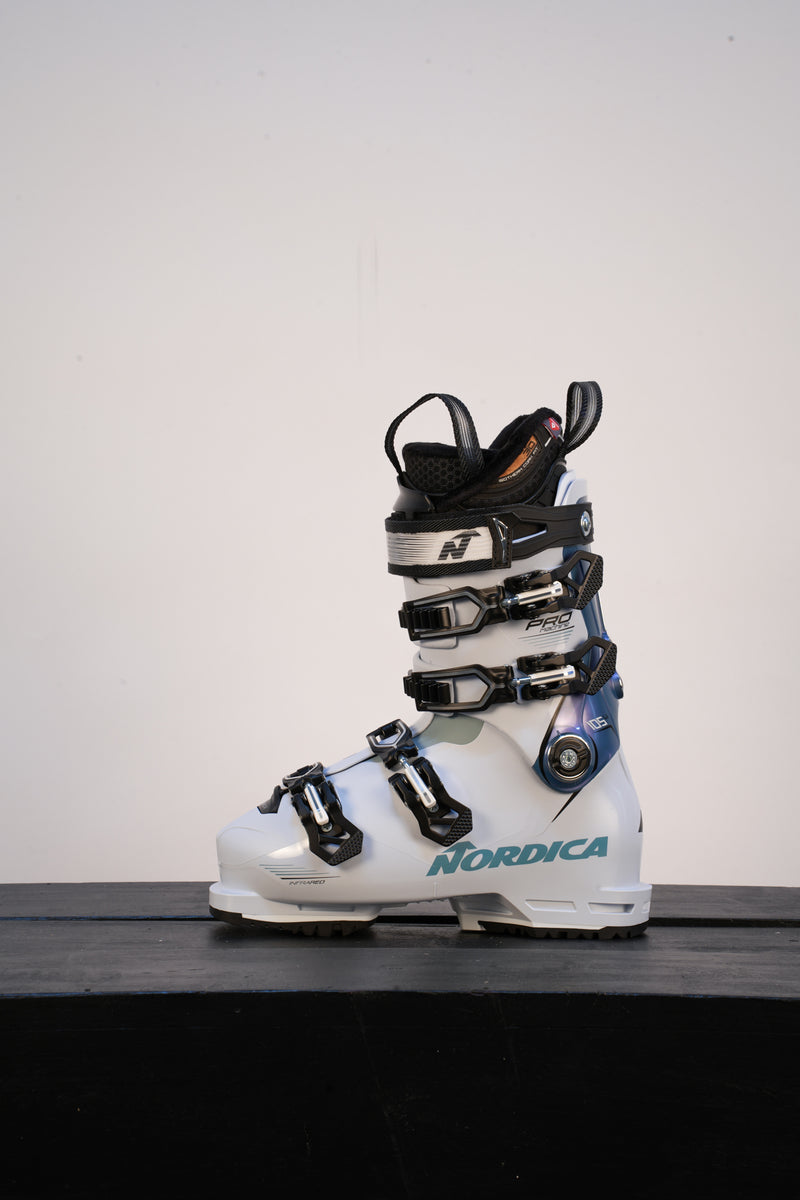 Load image into Gallery viewer, Nordica Women's Promachine 105 Ski Boot 2026
