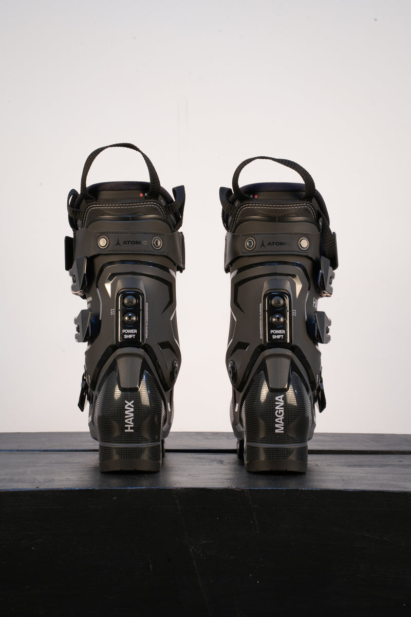 Load image into Gallery viewer, Atomic Women's Hawx Magna 105 S Ski Boot 2027
