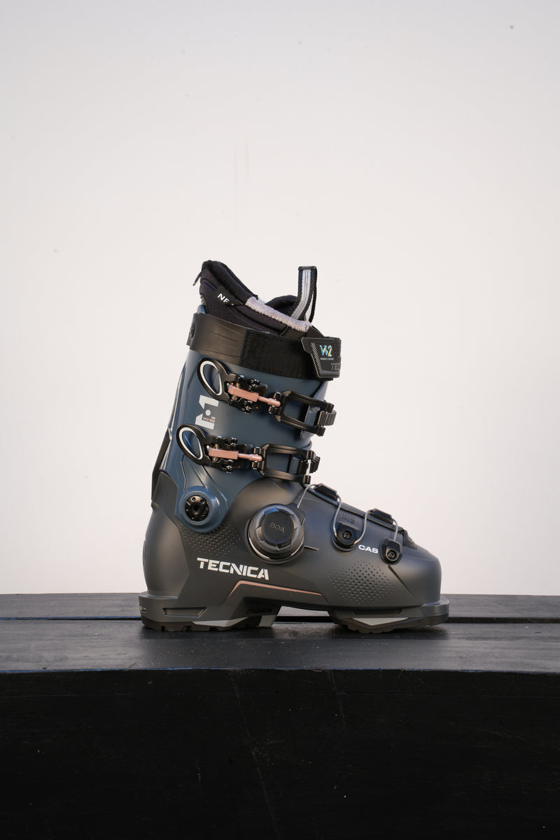 Load image into Gallery viewer, Tecnica Women's Mach BOA 85 MV Ski Boot 2027
