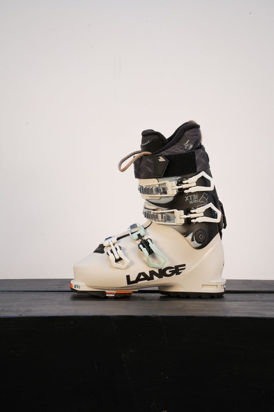Lange Women's XT3 Free 95 MV GW Ski Boots 2026