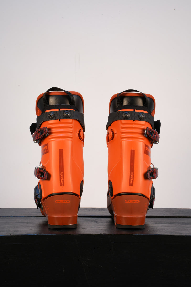 Load image into Gallery viewer, K2 Youth Evolver Ski boot 2027
