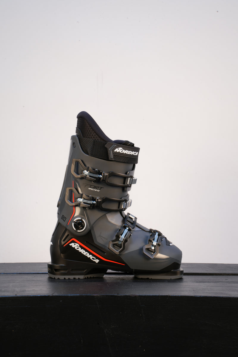 Load image into Gallery viewer, Nordica Sportmachine 3 80 Ski Boot 2027
