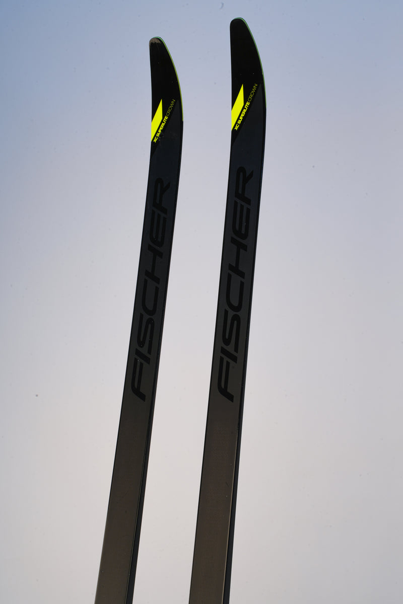 Load image into Gallery viewer, Fischer 2021 Superlite Crown EF Waxless Classic Ski
