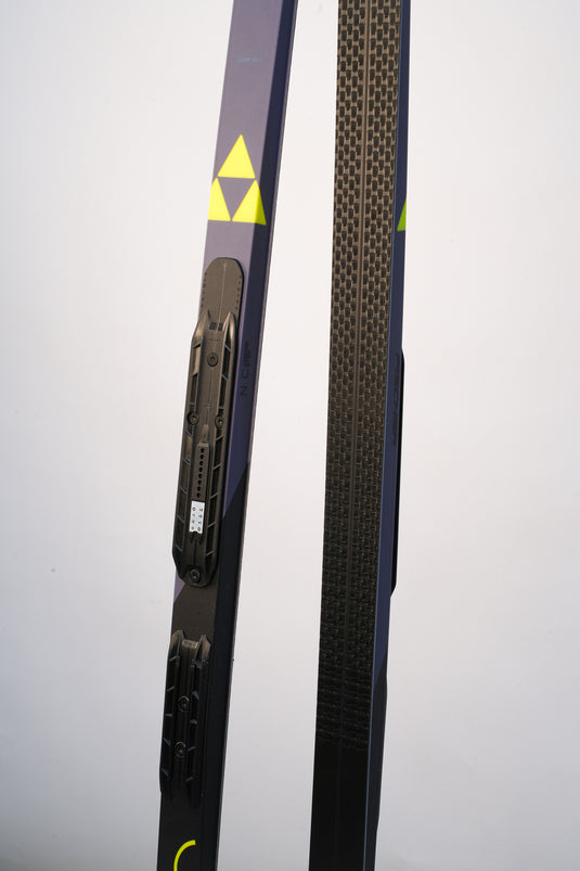 Fischer Orbiter Crown Waxless Classic Ski