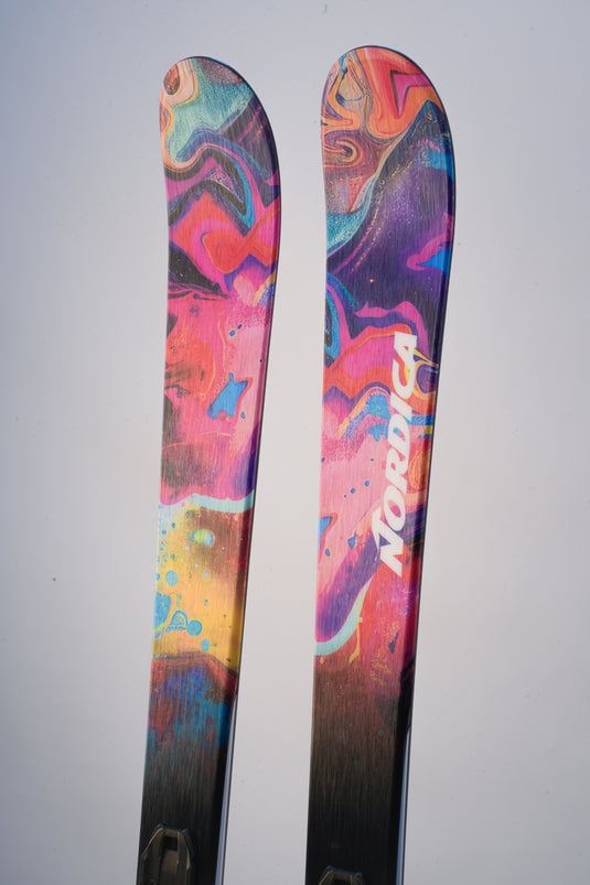 Nordica W27 Unleashed J + JR 4.5 WB Rainbow