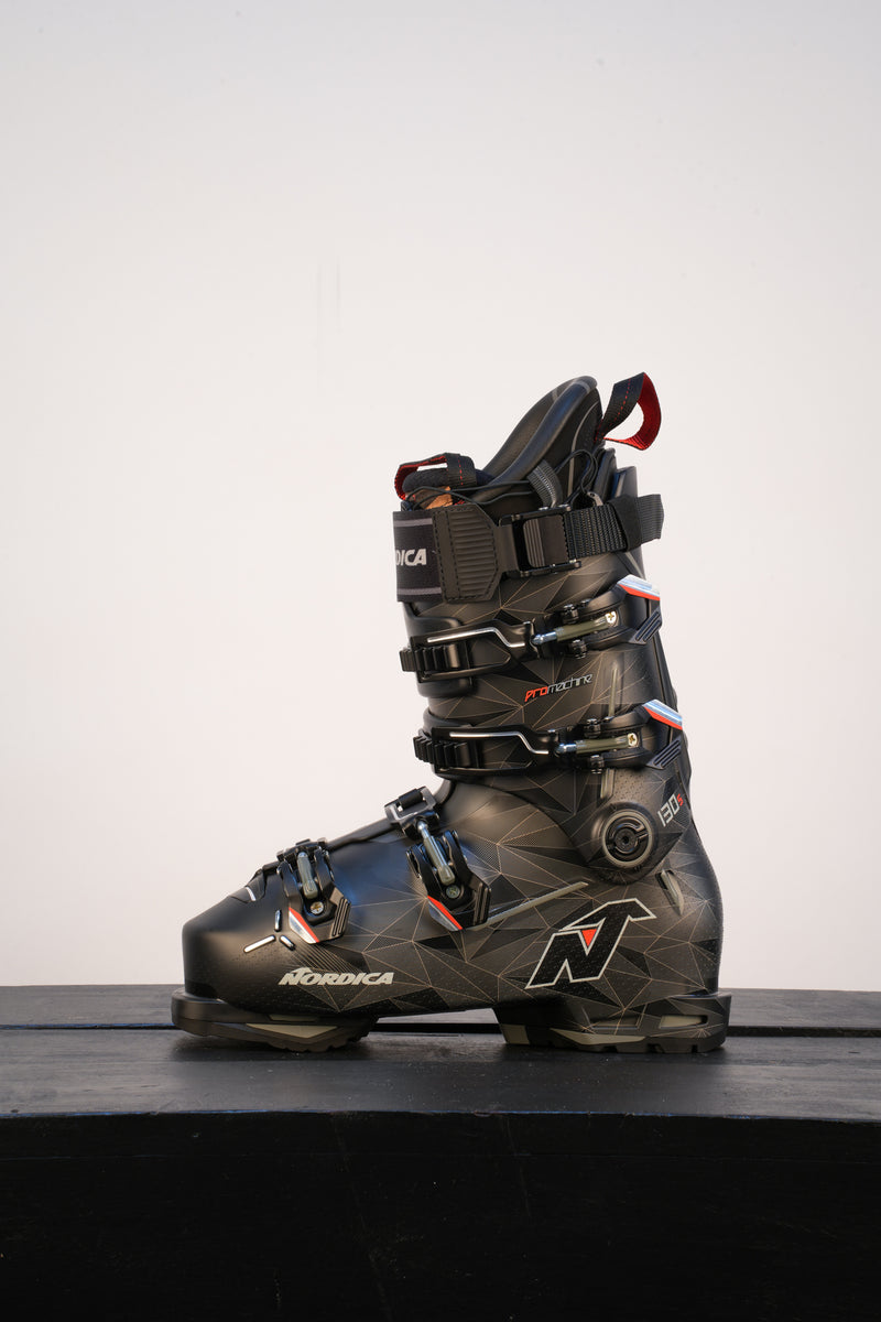 Load image into Gallery viewer, Nordica W27 Promachine 3 130 S Camo Blk
