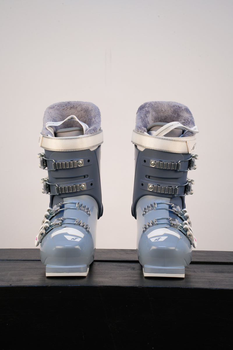 Load image into Gallery viewer, Nordica W27 Speedmachine J 4 Girl Blu/Lt Blu/Fucs
